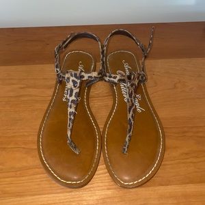 American Eagle T-strap Sandle